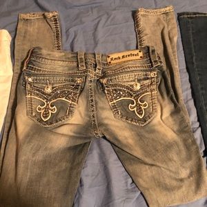 Rock revival size 26